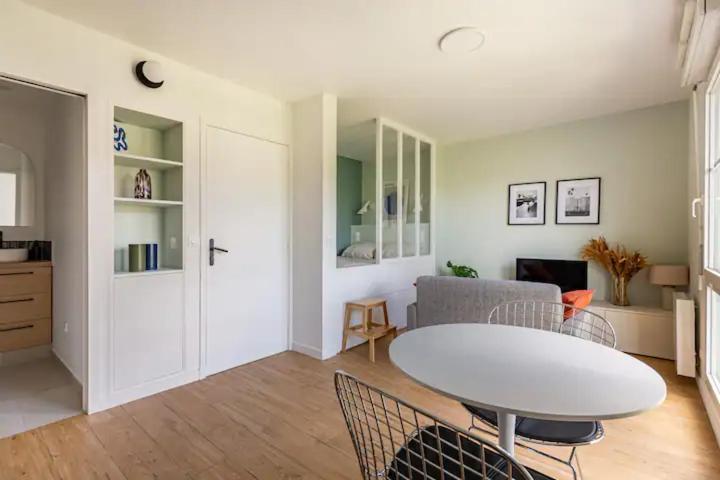 Charmant Appartement Calme Proche De Paris Saint-Denis  Bagian luar foto